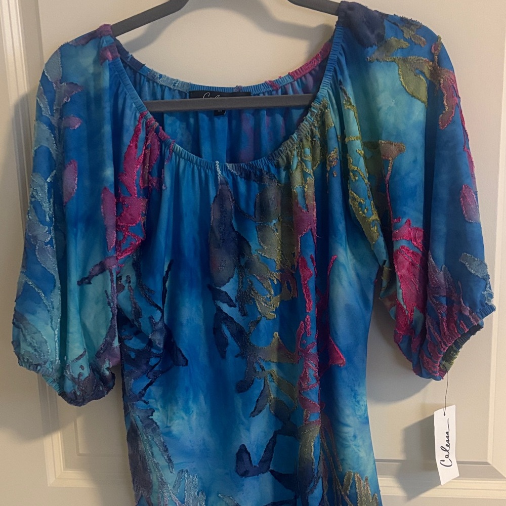 NWT Calessa Top.  Size Medium